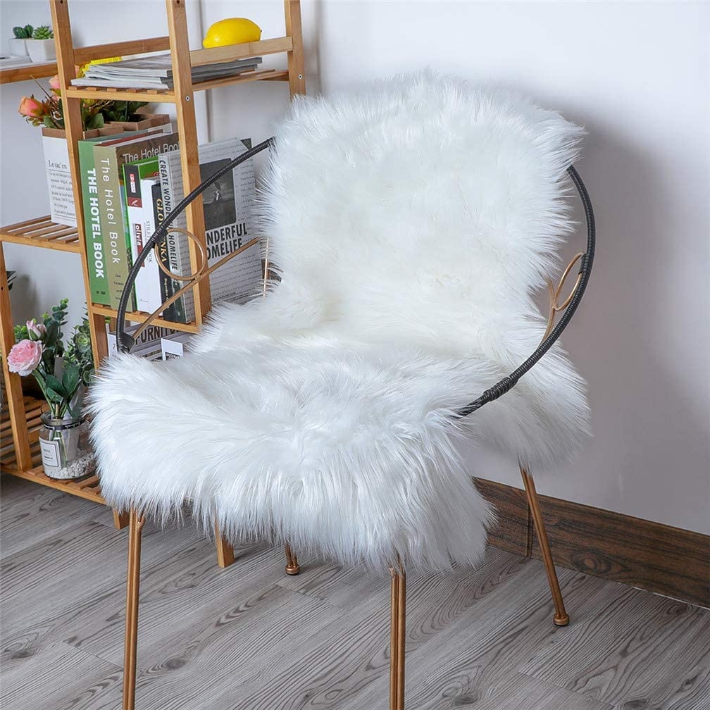 sheepskin-fur-rug-for-home-office